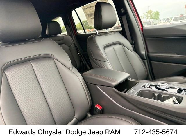 New 2026 Red Hot Pearlcoat Jeep Limited image 34