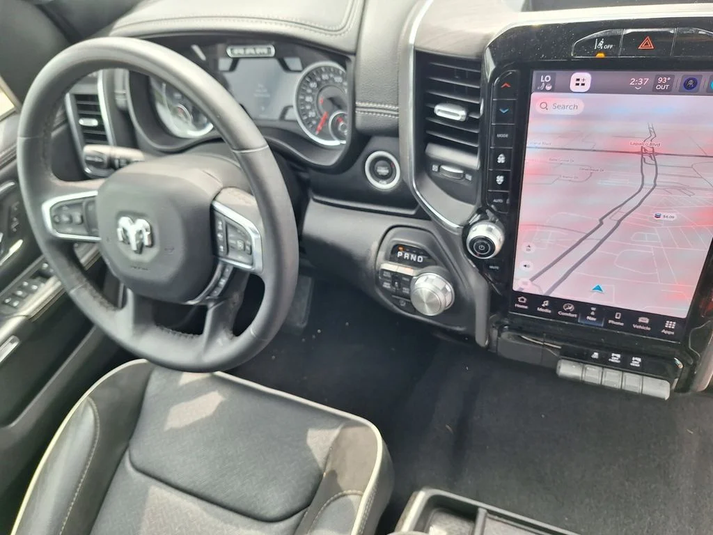 Used 2025 Black Ram Laramie image 30