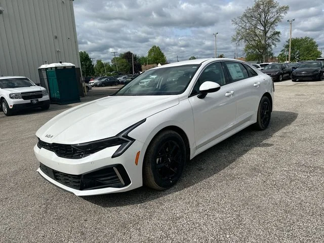 New 2026 Snow White Pearl Kia LXS FWD image 11
