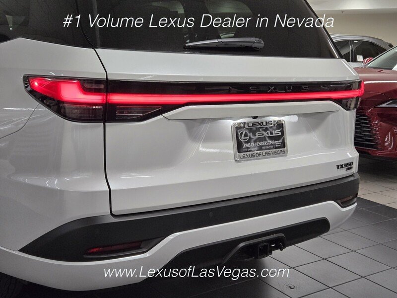 New 2026 Wind Chill Pearl Lexus LUXURY AWD image 5