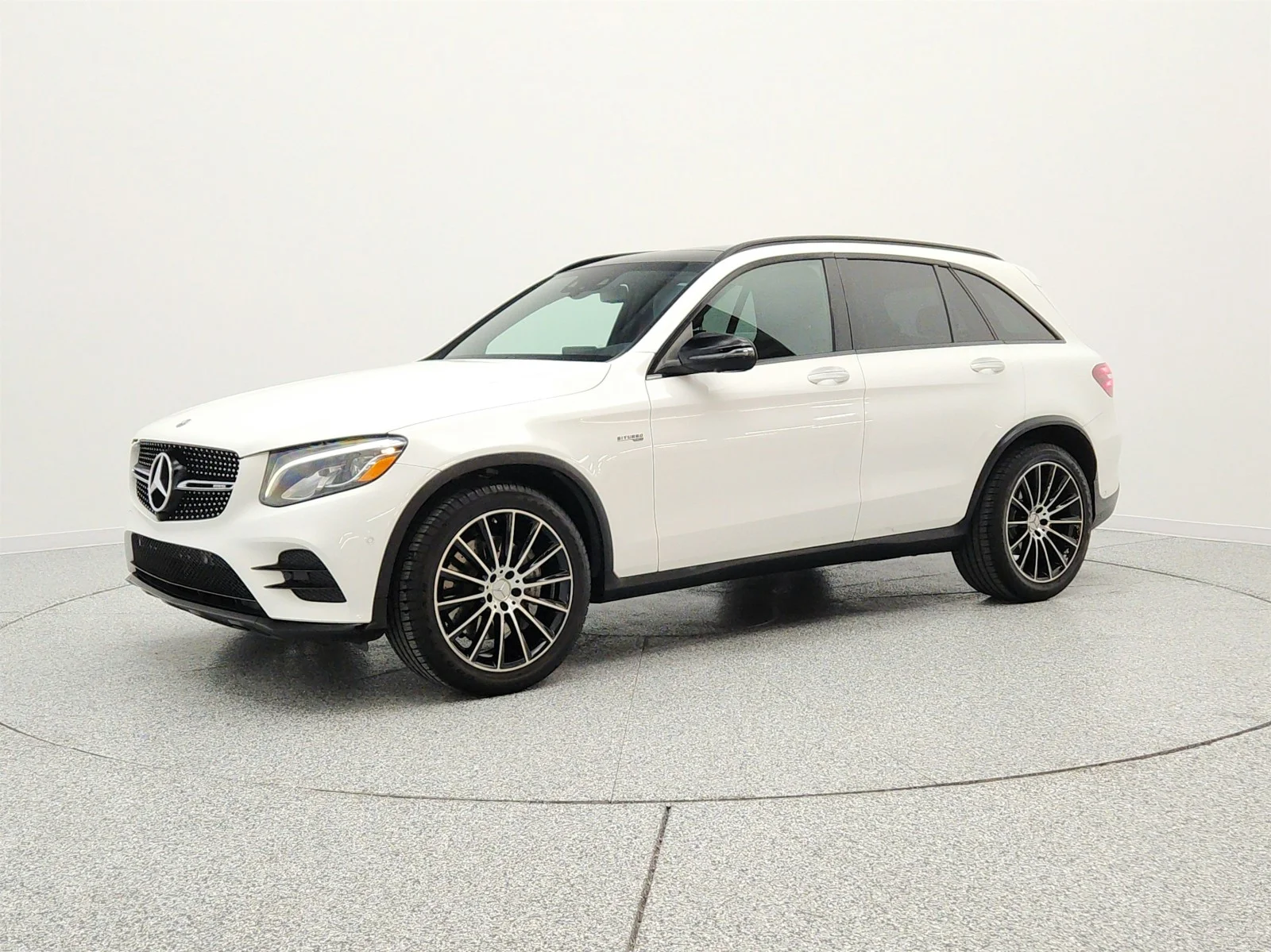 2018 Mercedes-Benz GLC AMG GLC43 4MATIC's photo