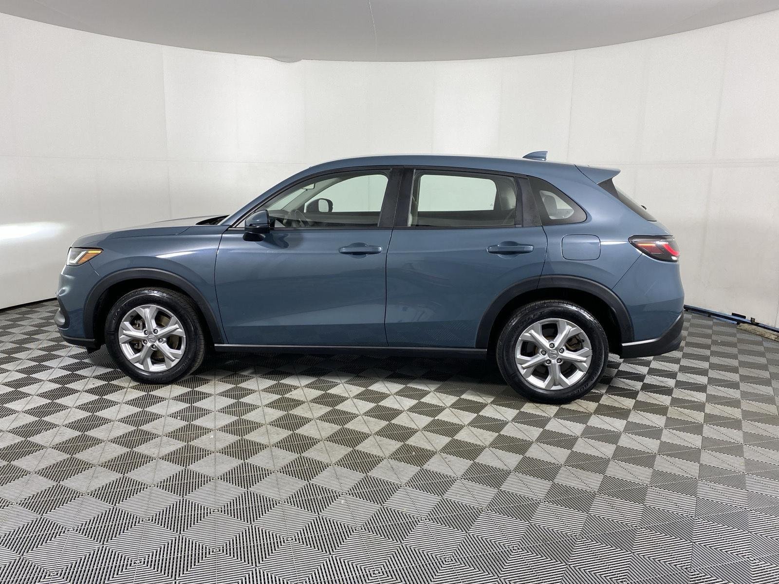 Used 2023 Nordic Forest Pearl Honda LX image 4