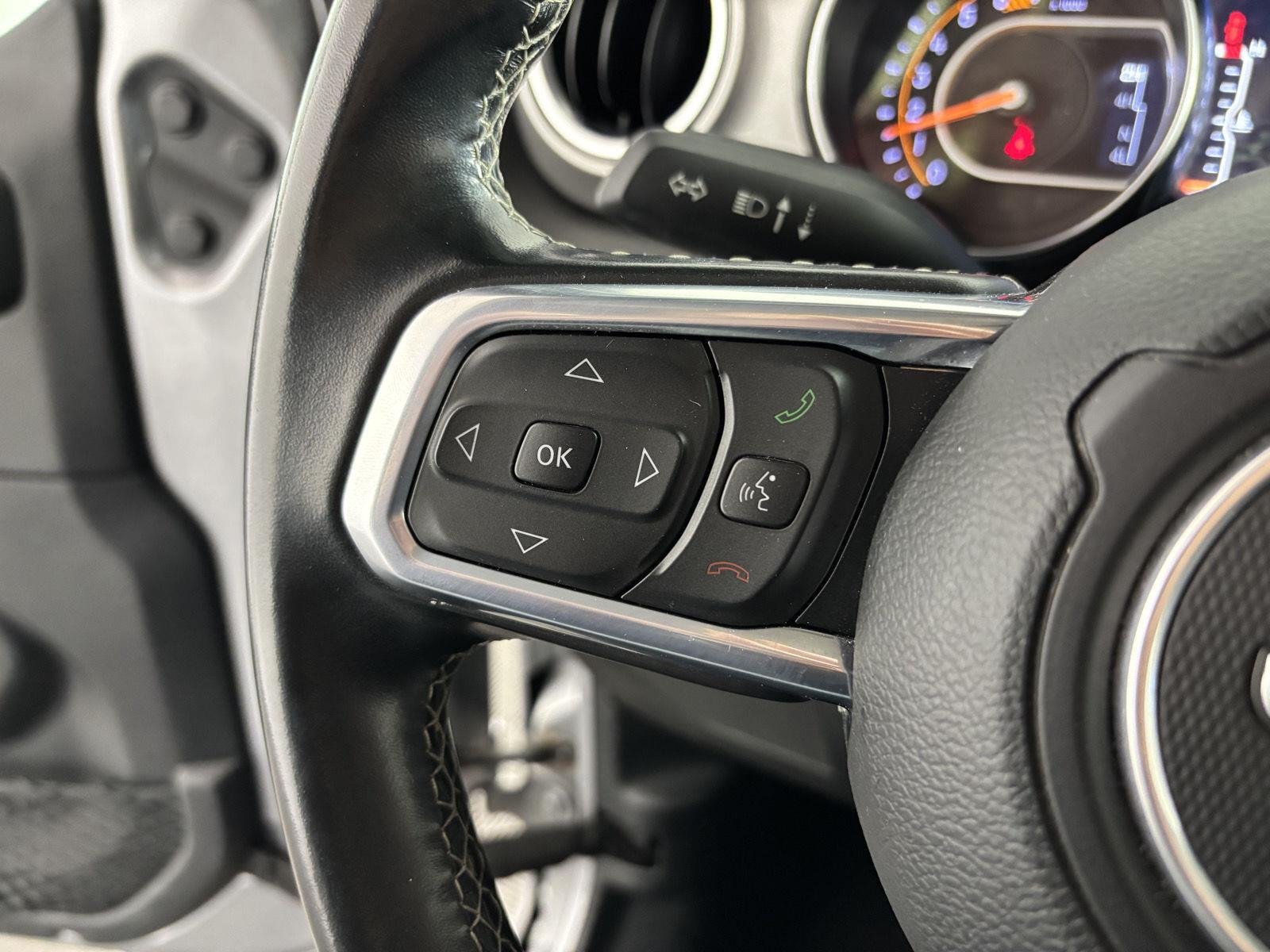 Used 2020 Billet Silver Metallic Jeep Sahara image 27