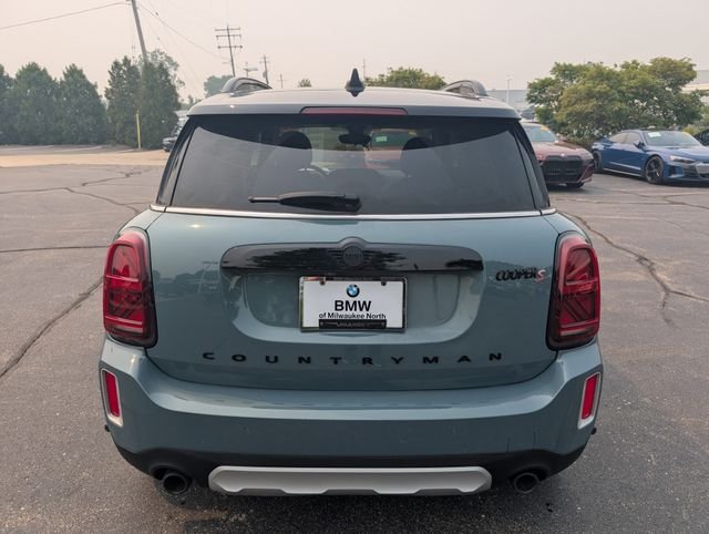 Used 2022 Sage Green Metallic MINI Classic image 3