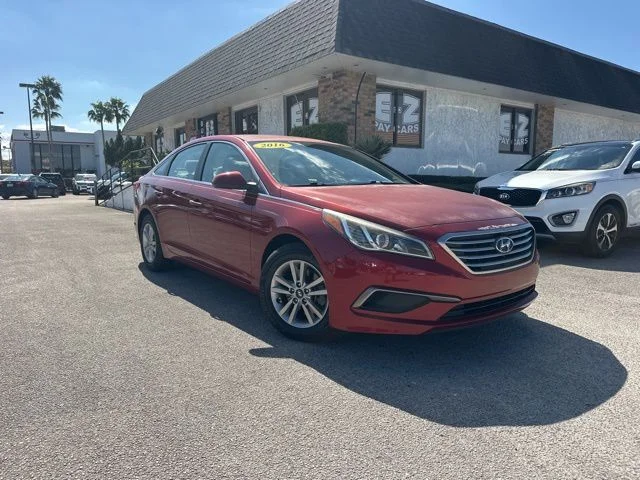 2016 Hyundai Sonata SE's photo