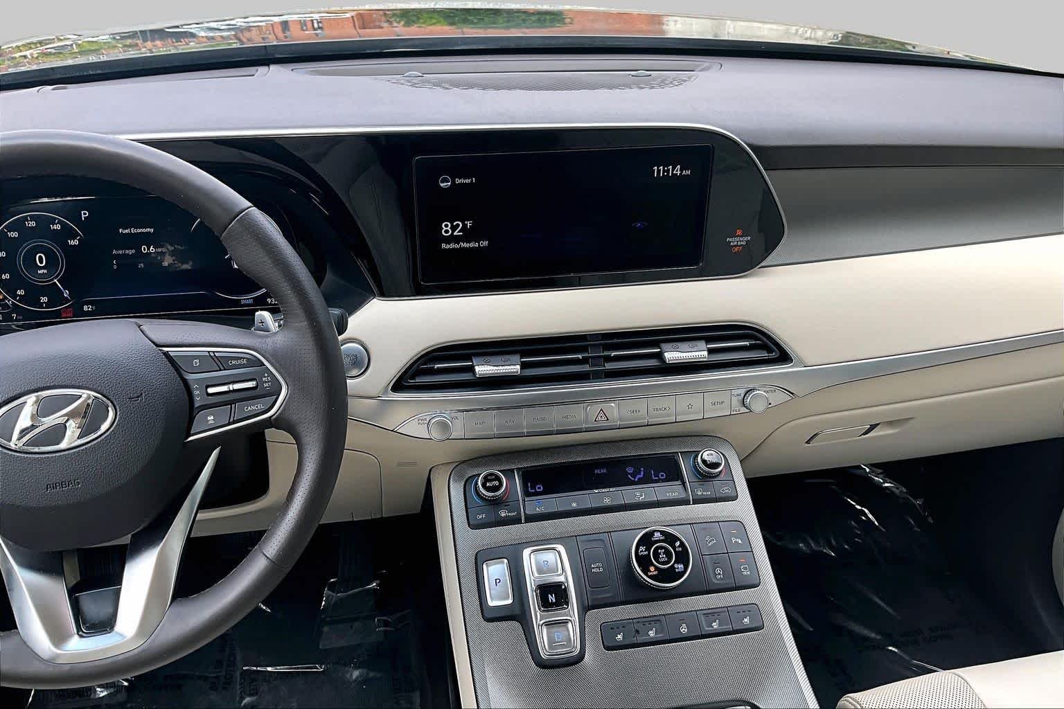 Used 2020 Moonlight Cloud Hyundai Limited image 7