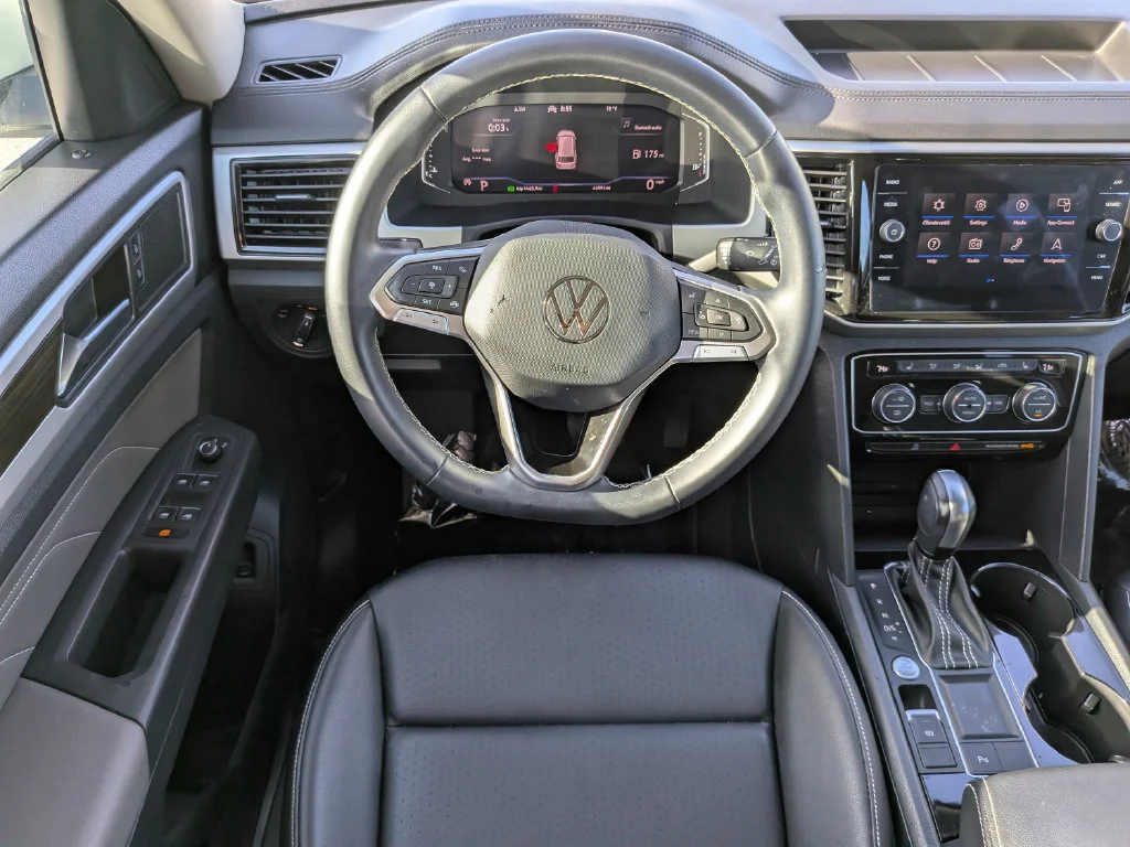 Used 2023 White Volkswagen 3.6L V6 SE w/Technology image 13