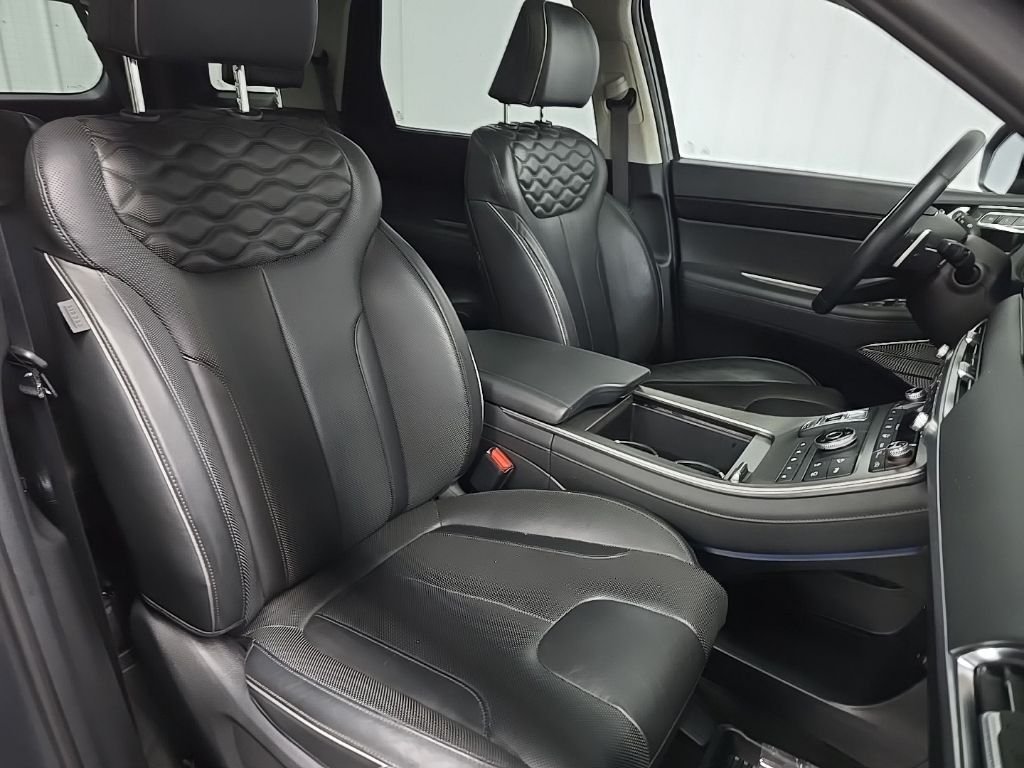Used 2022 Gray Hyundai Limited image 15