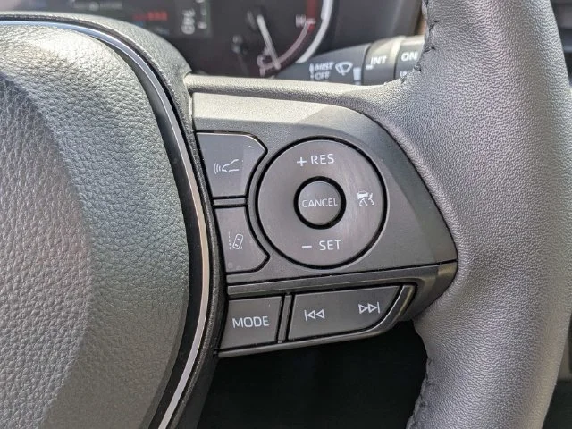 Used 2025 Beige Toyota XLE Premium image 25