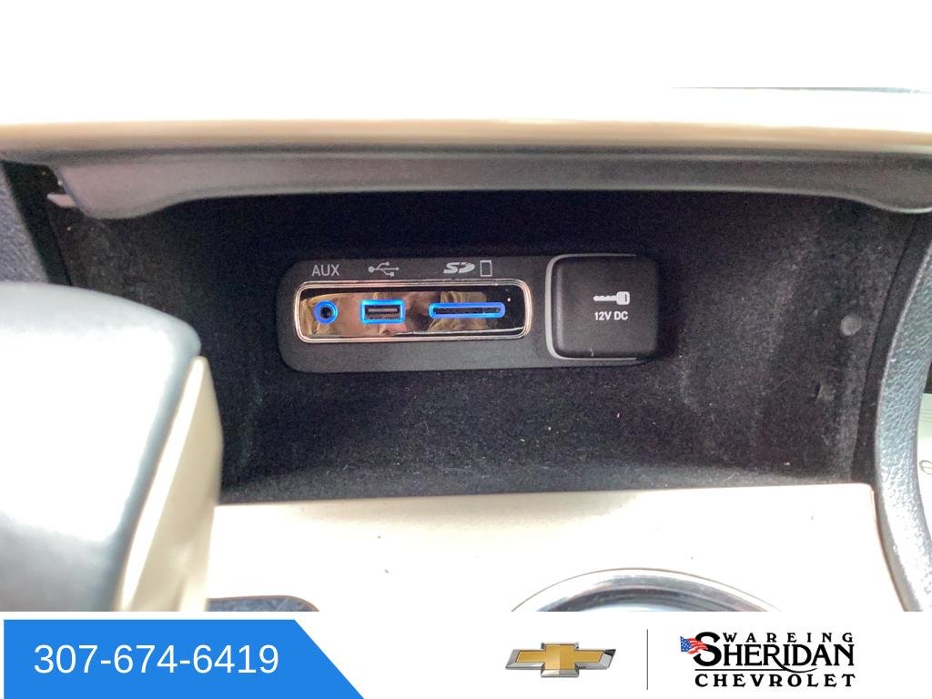 Used 2017 Gray Jeep Laredo image 12