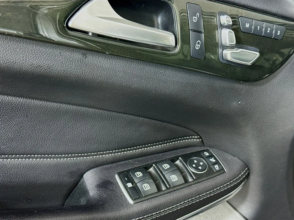 Used 2018 Gray Mercedes-Benz GLS 550 image 20