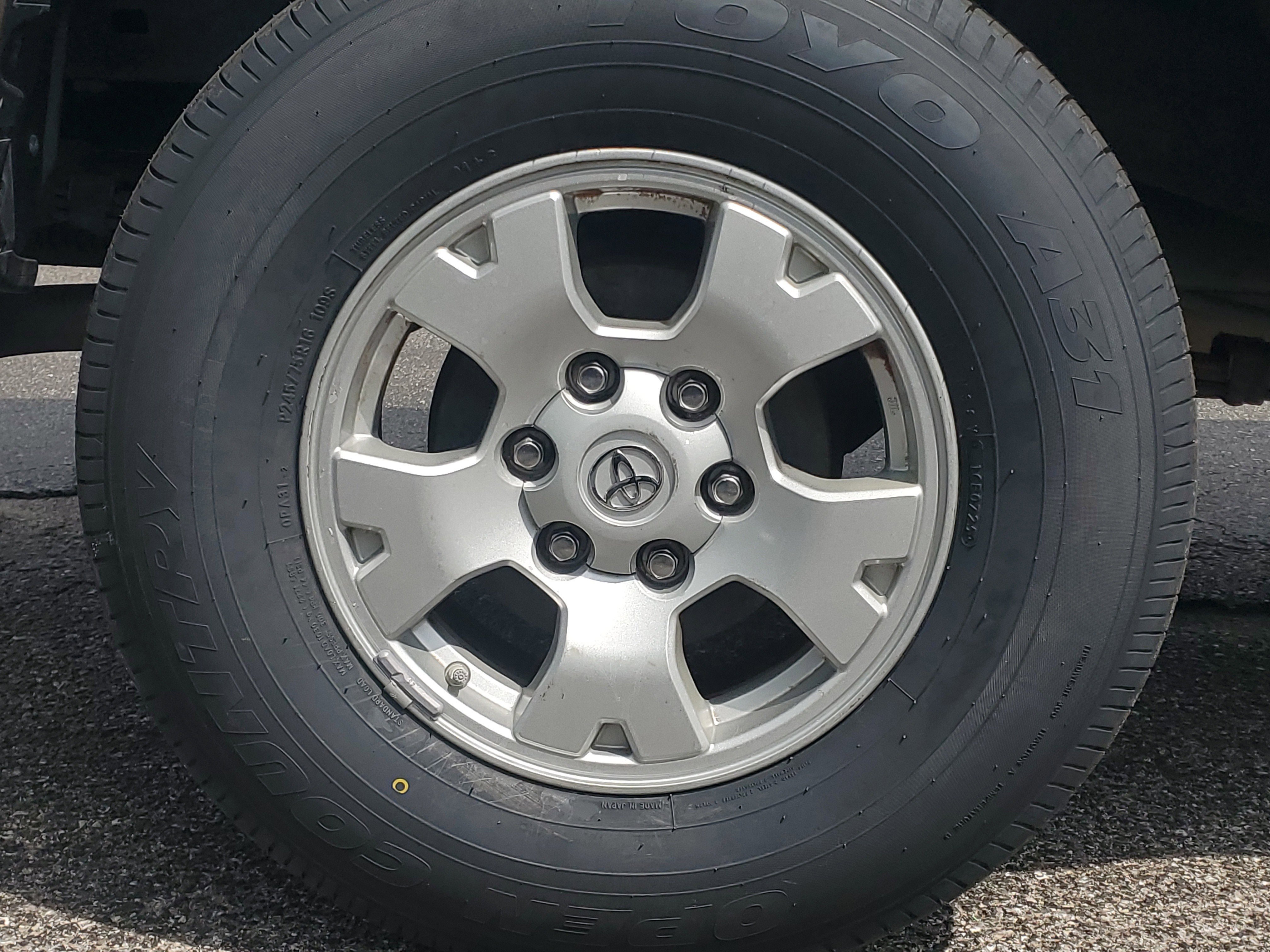 Used 2015 Pyrite Mica Toyota Base image 6