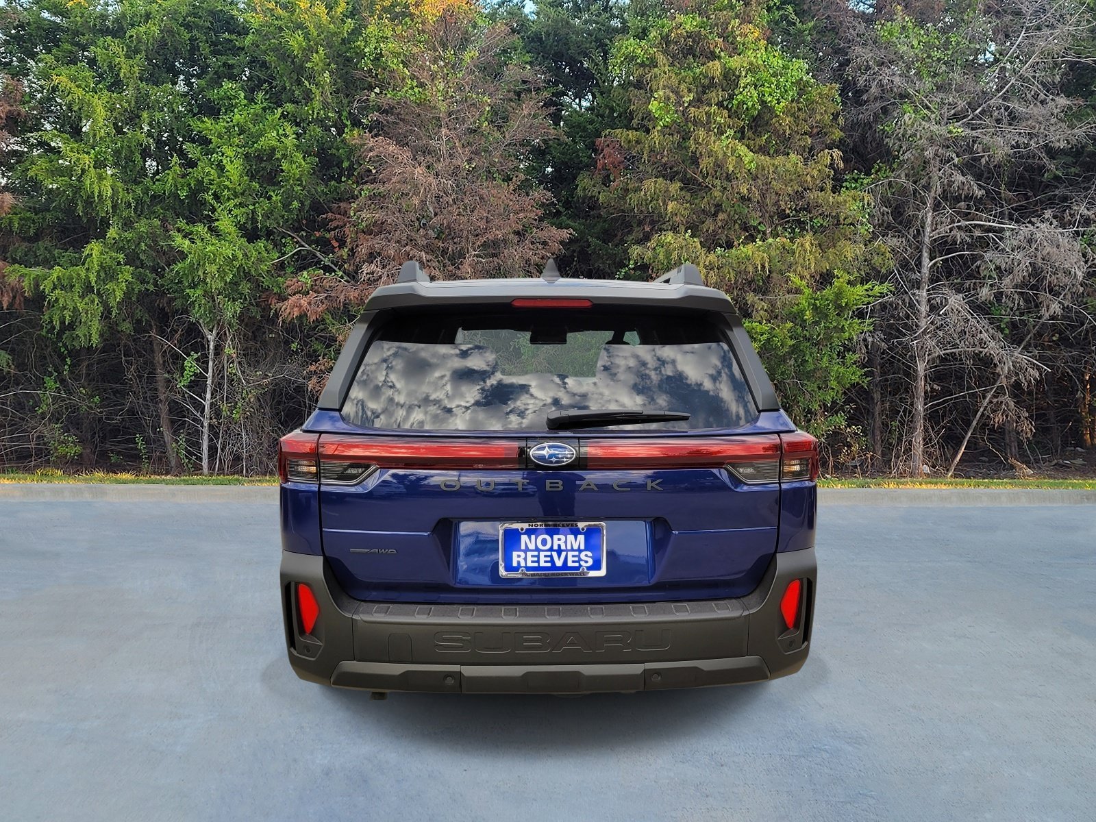 New 2026 SAPPHIRE BLUE PEARL Subaru Limited image 17