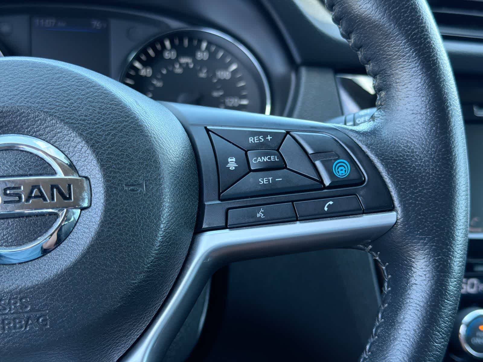 Used 2020 Gun Metallic Nissan SL image 25