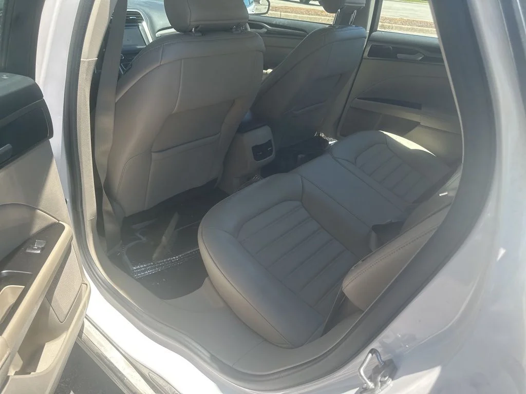Used 2017 White Ford SE image 17