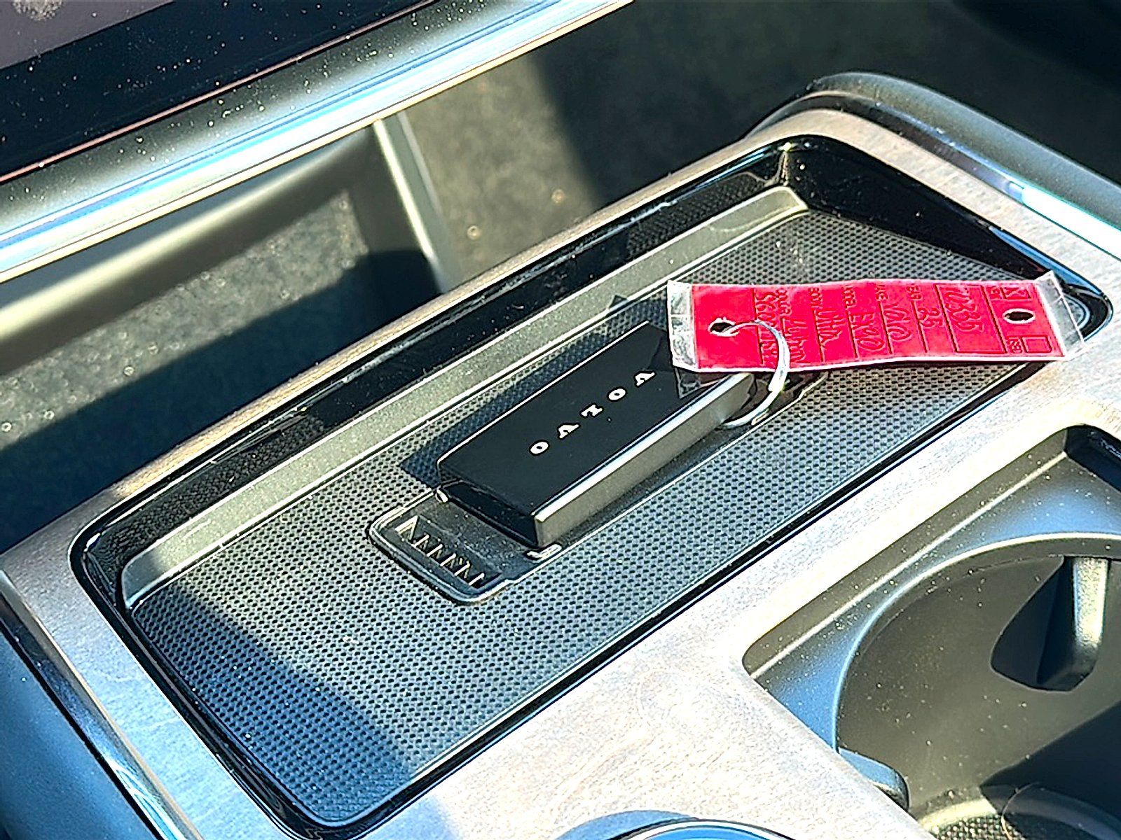 New 2025 Mulberry Red Volvo Ultra image 25