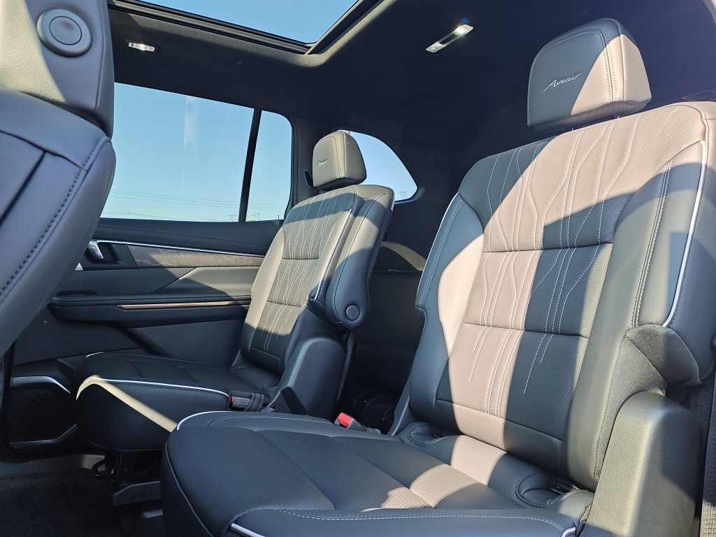 New 2026 Cherry Red Tintcoat Buick Avenir image 14
