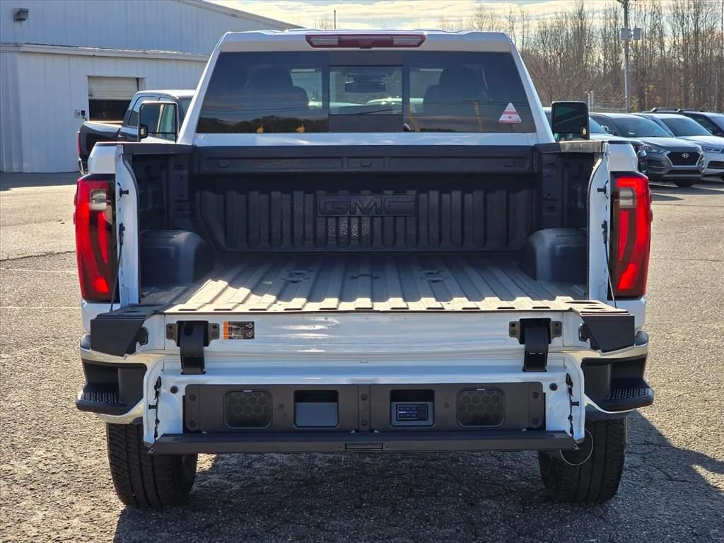 New 2026 Summit White GMC SLT image 21