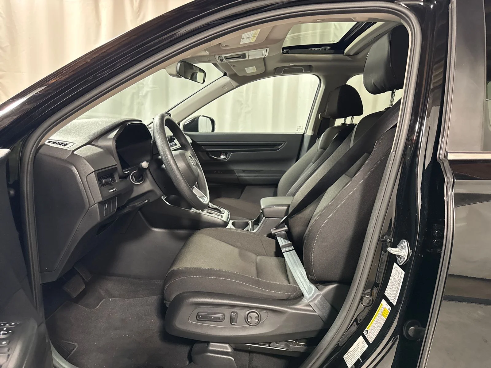 Used 2025 Crystal Black Pearl Honda EX image 3