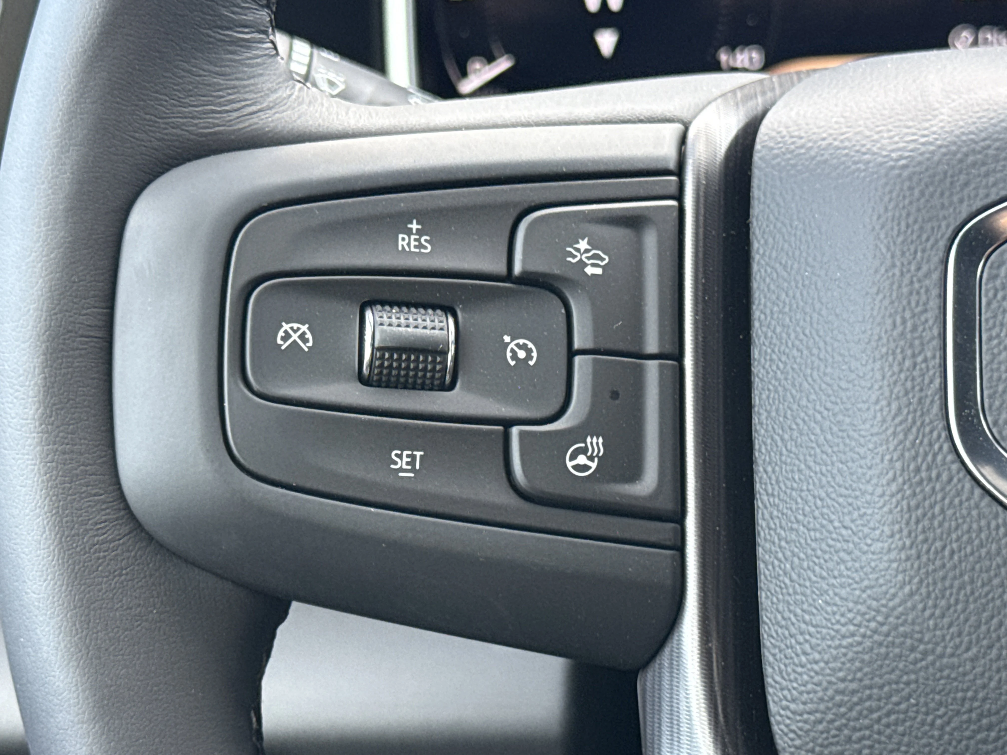 New 2026 Glacier White Tricoat GMC Denali Ultimate 4WD image 22
