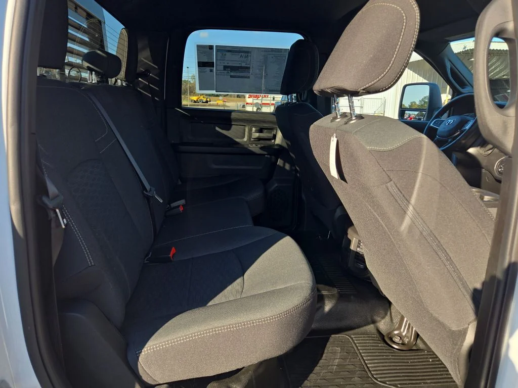 2026 RAM 3500 Chassis Tradesman - Photo 21