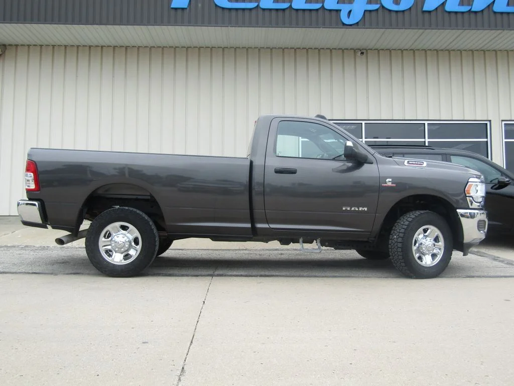 Used 2021 Gray Ram Tradesman image 2