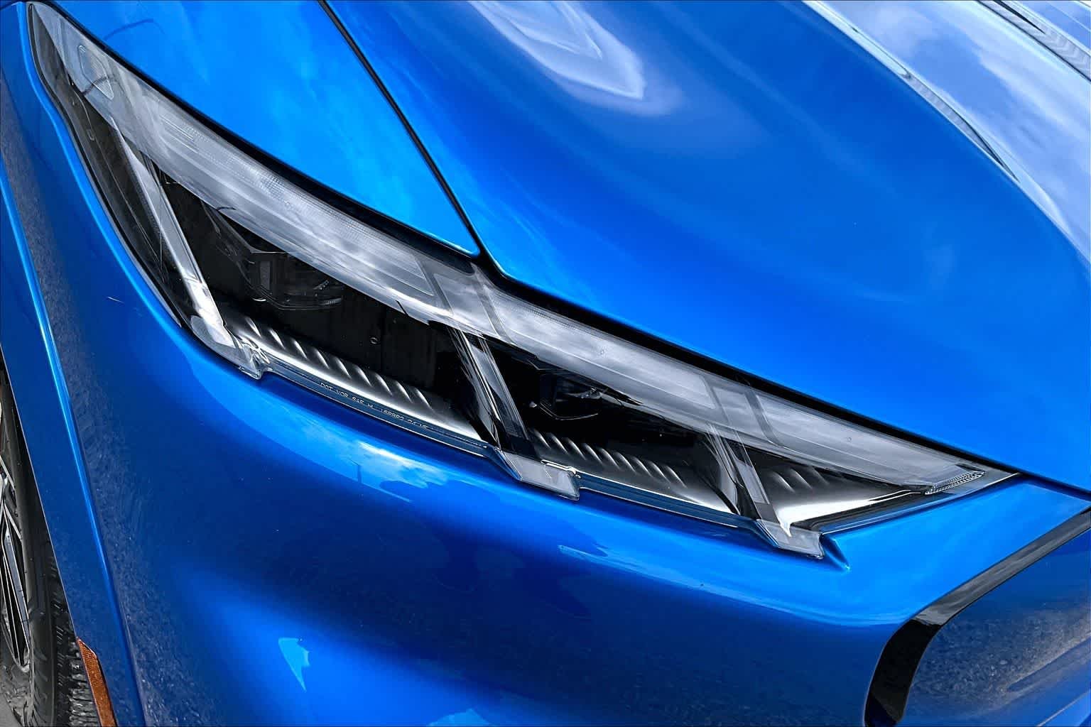 Used 2025 Velocity Blue Metallic Ford Premium image 26