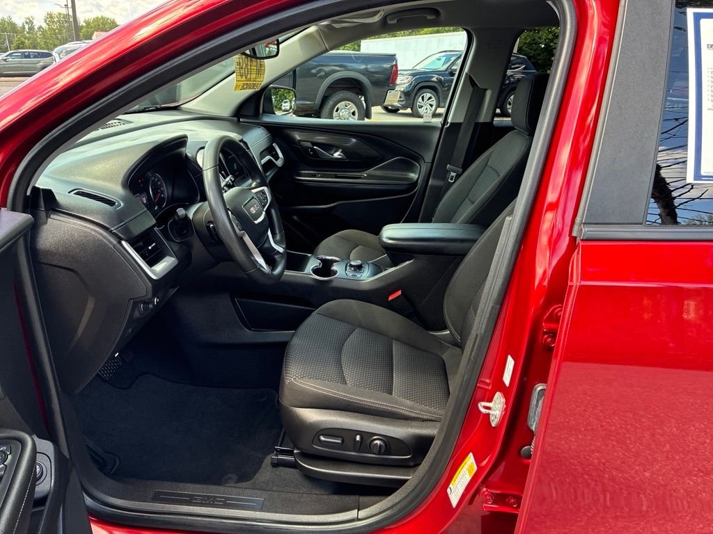 Used 2022 Red GMC SLE image 10