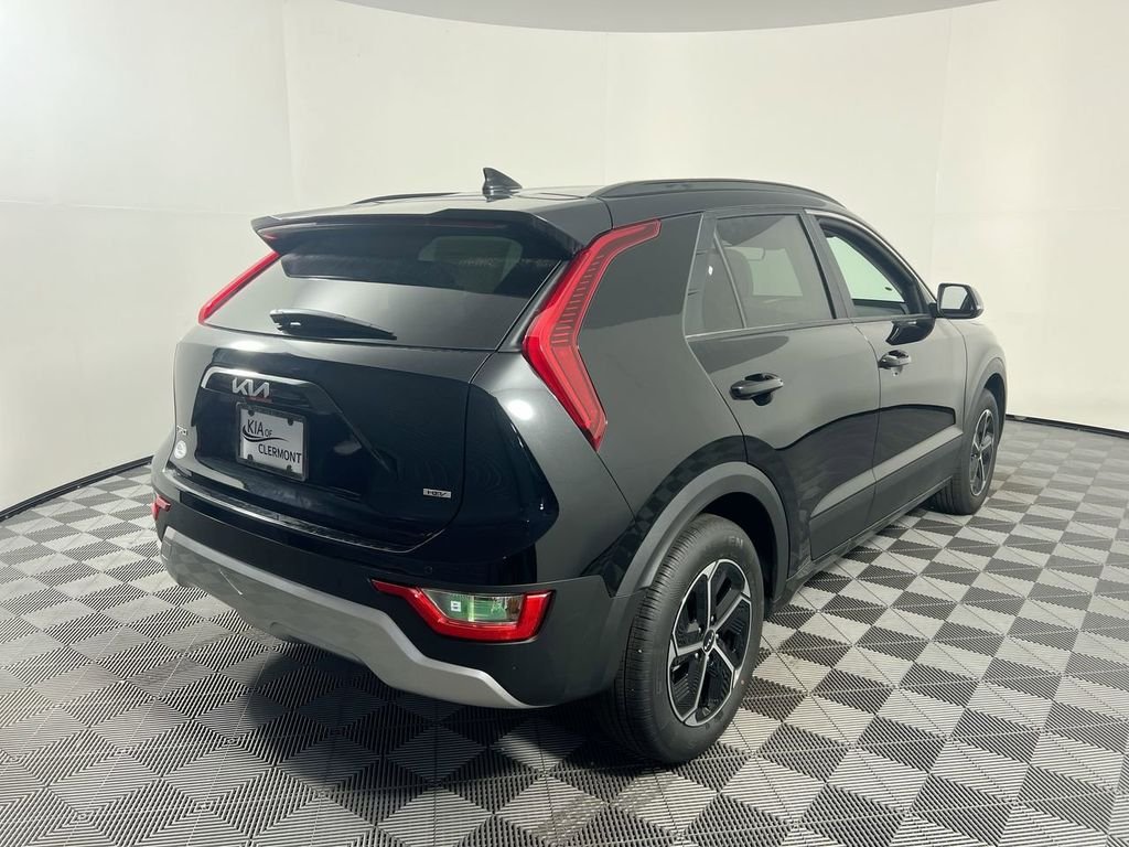 New 2026 Aurora Black Pearl Kia EX image 3