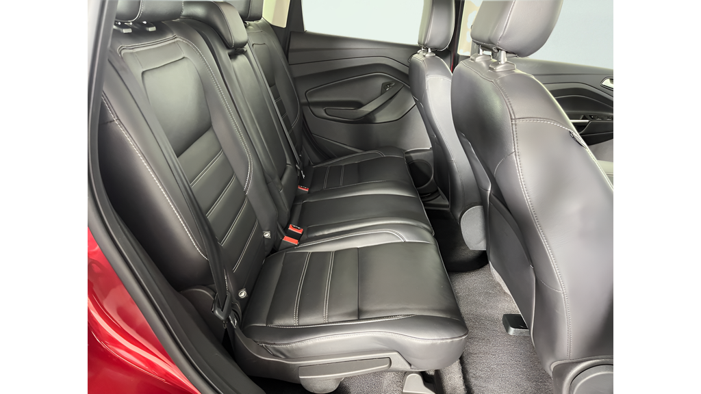Used 2018 Ruby Red Metallic Ford SEL image 14