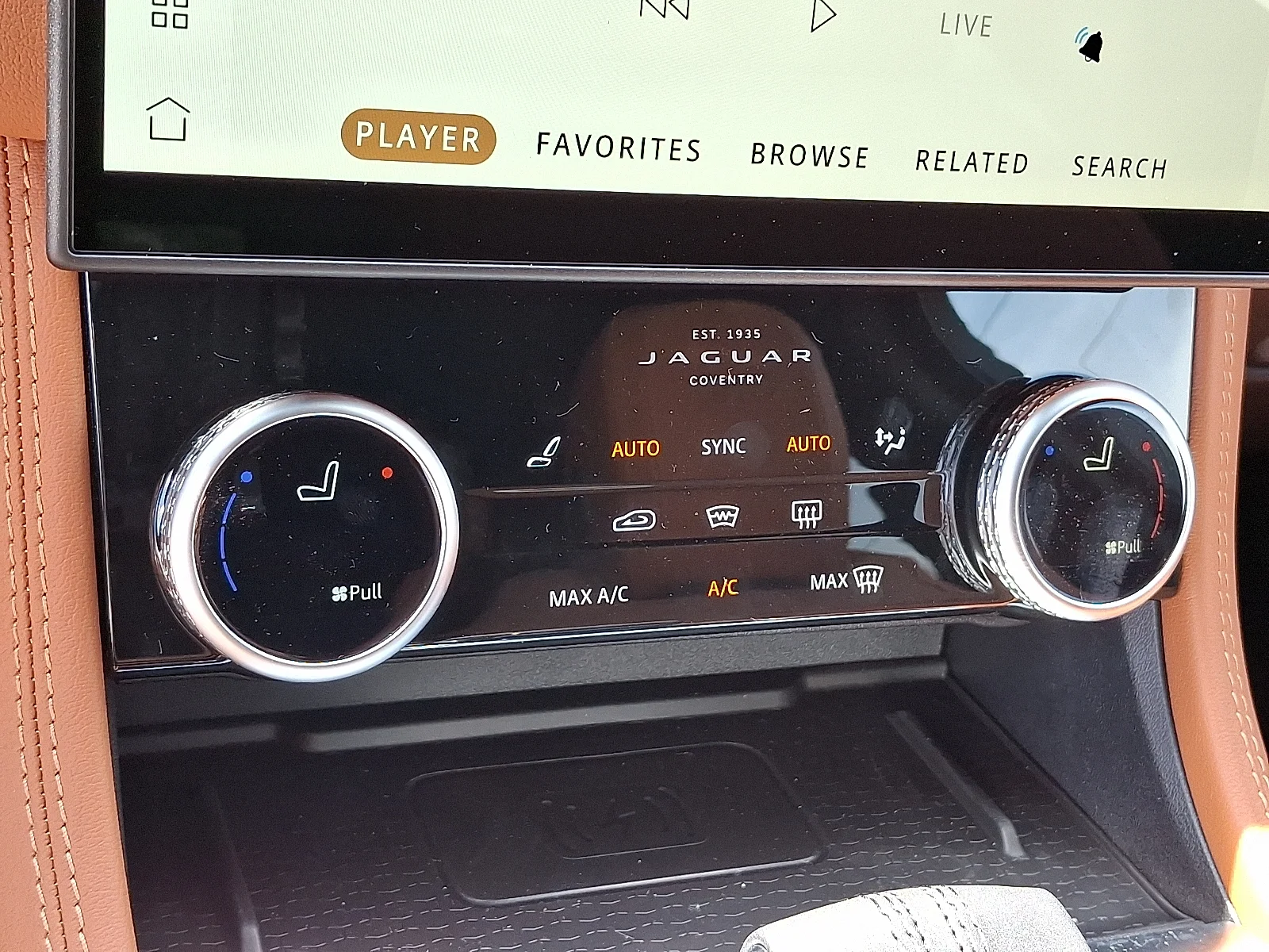 2026 Jaguar F-Pace R-Dynamic S - Photo 15