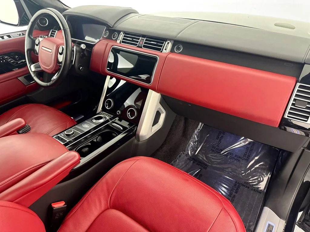 Certified Used 2022 Black Land Rover Autobiography image 31