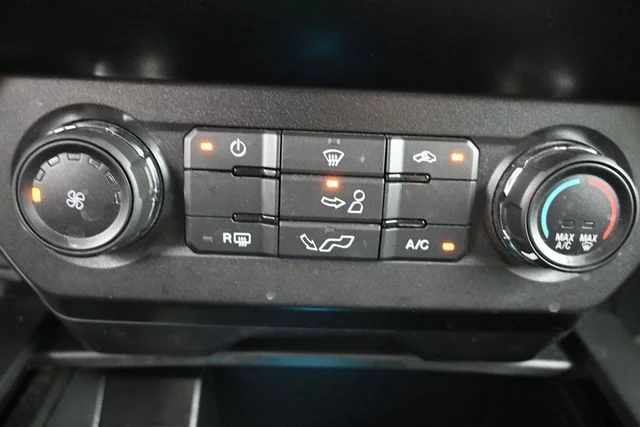 Used 2019 Gray Ford XL image 26