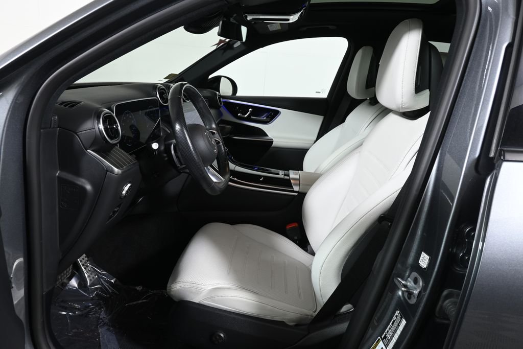 Used 2023 Selenite Gray Metallic Mercedes-Benz GLC 300 image 3