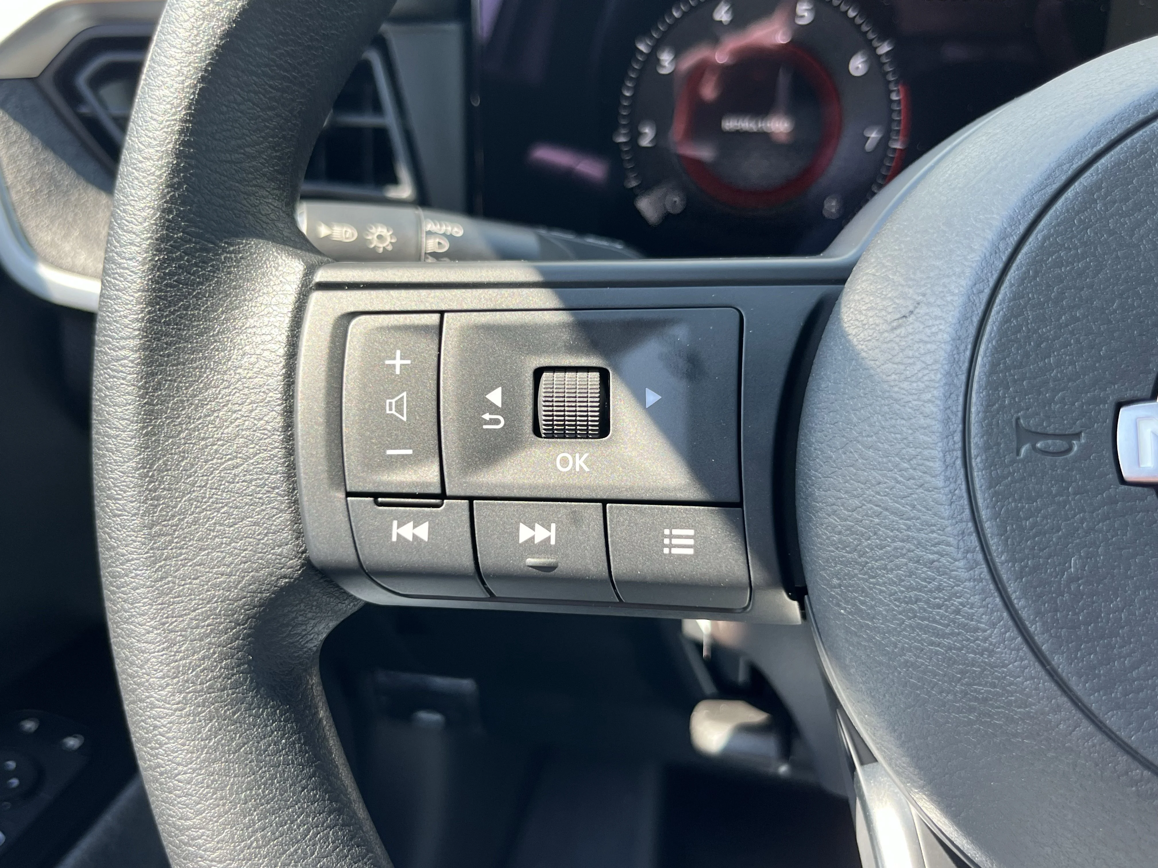 New 2026 Aspen White TriCoat Nissan SV image 24