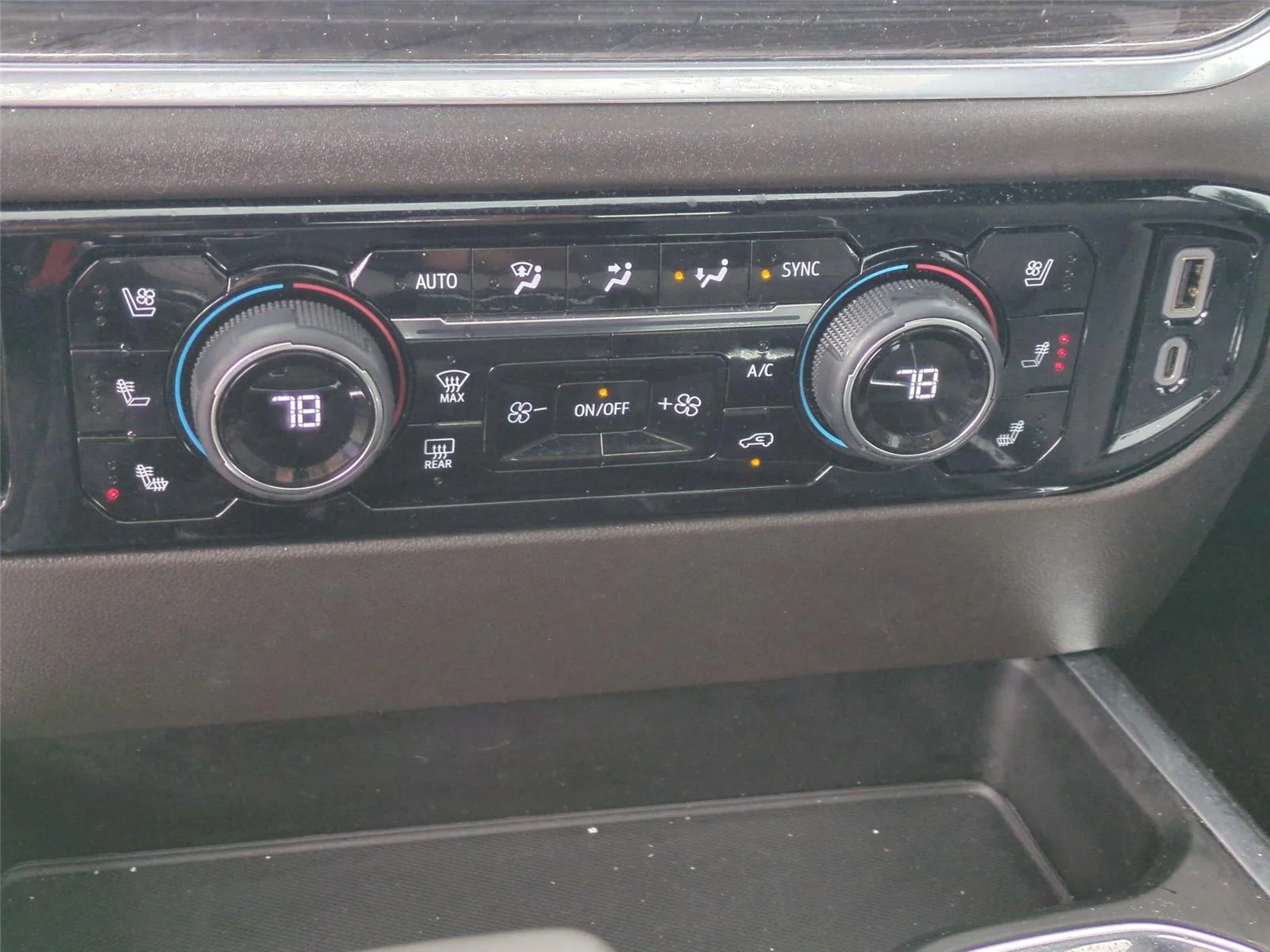 Used 2026 Black Chevrolet LTZ image 28