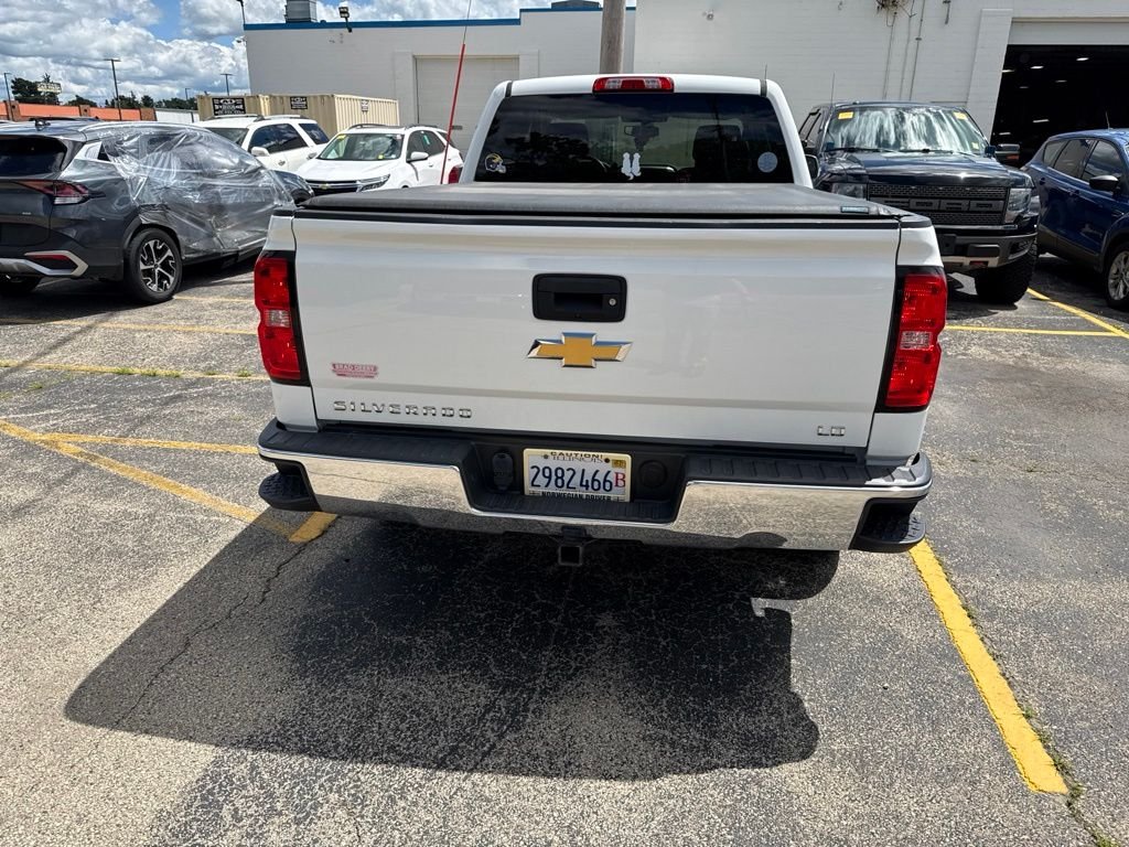 Used 2019  Chevrolet LT image 7