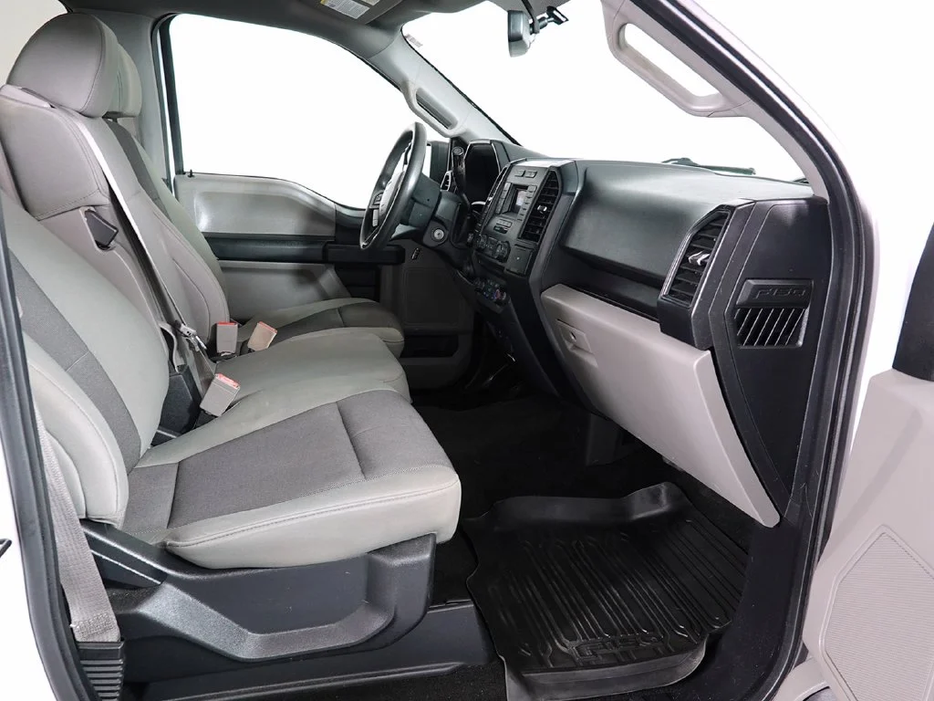 Used 2018 White Ford XL image 13