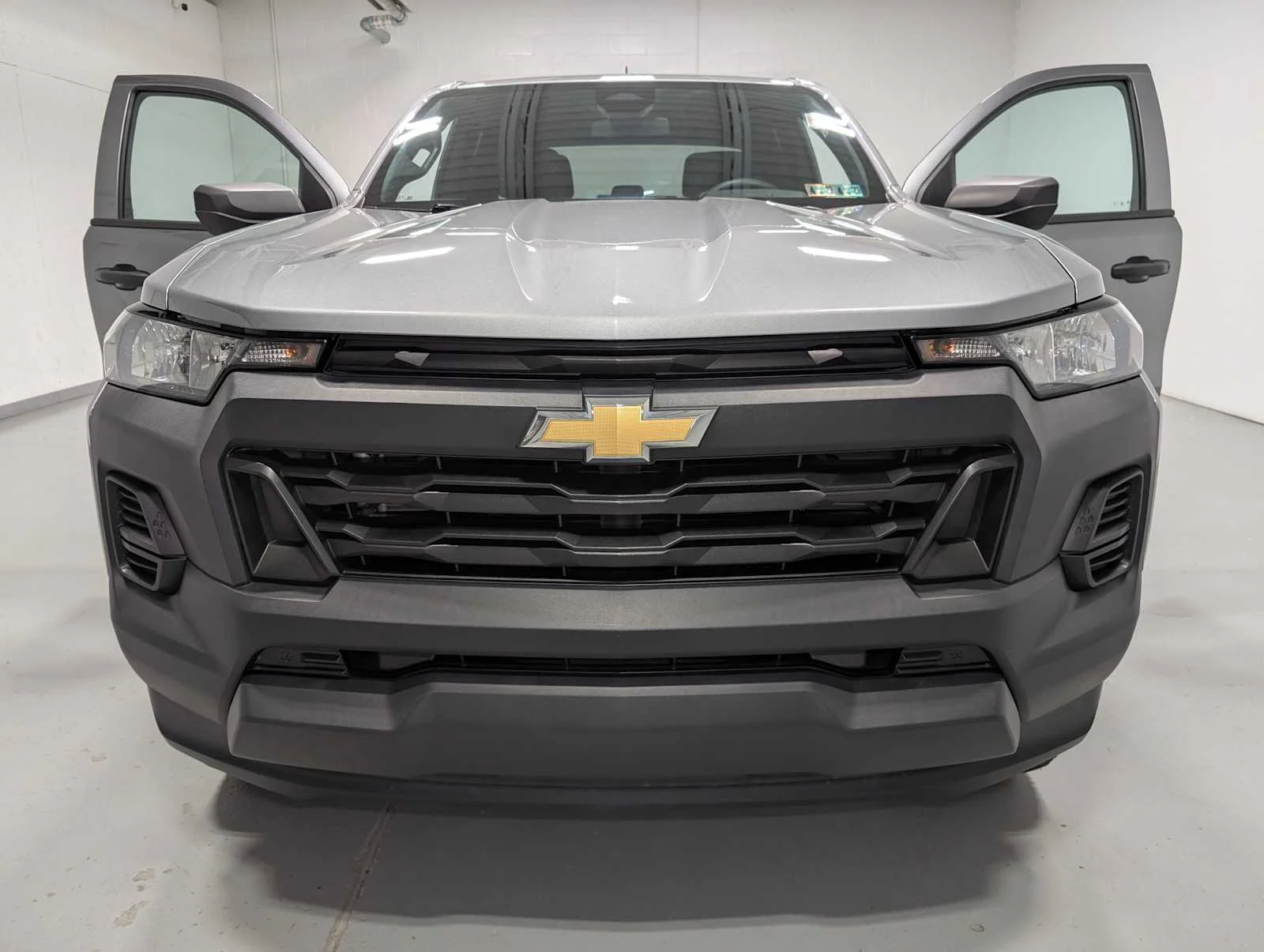 Used 2023 Sterling Gray Metallic Chevrolet 2WD Work Truck image 14