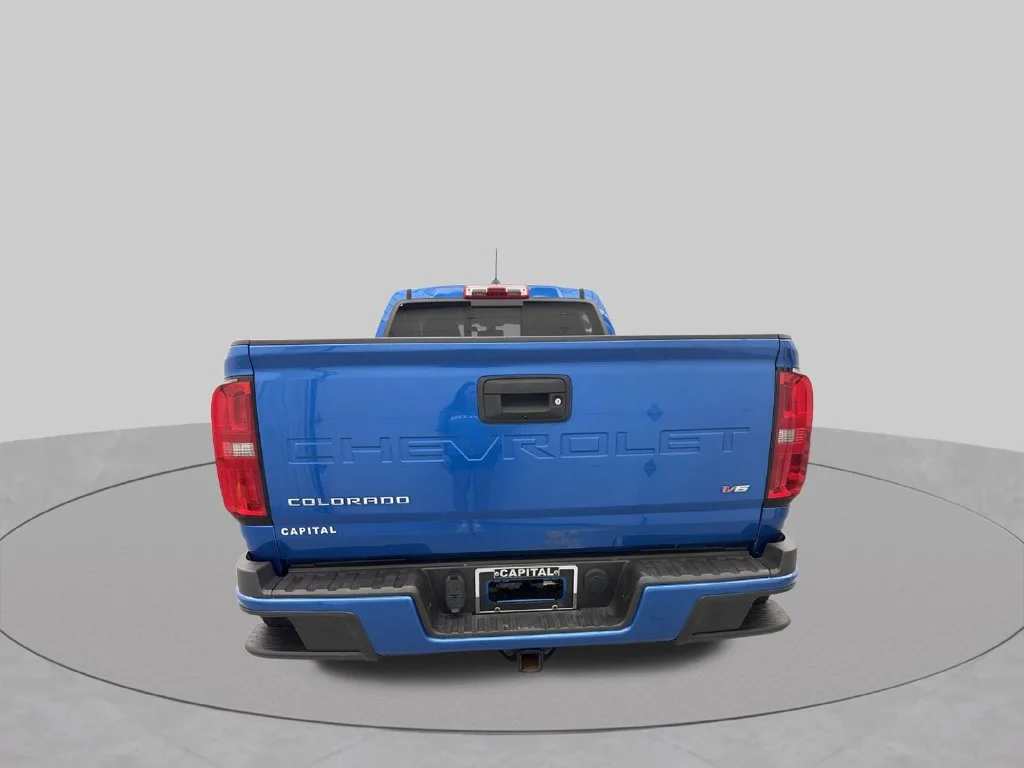 2021 Chevrolet Colorado LT Crew Cab Pickup Slide 6