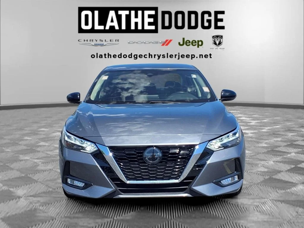 Used 2022 Gray Nissan SR image 29