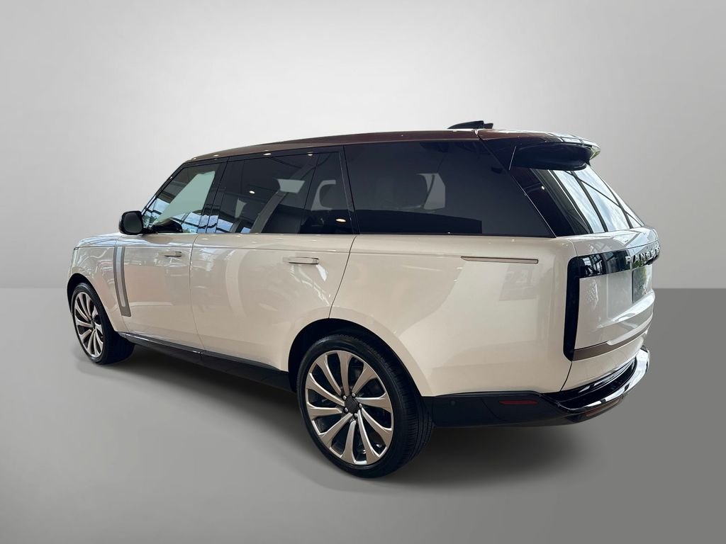New 2026 Icy White Land Rover SV Signature Suite image 28