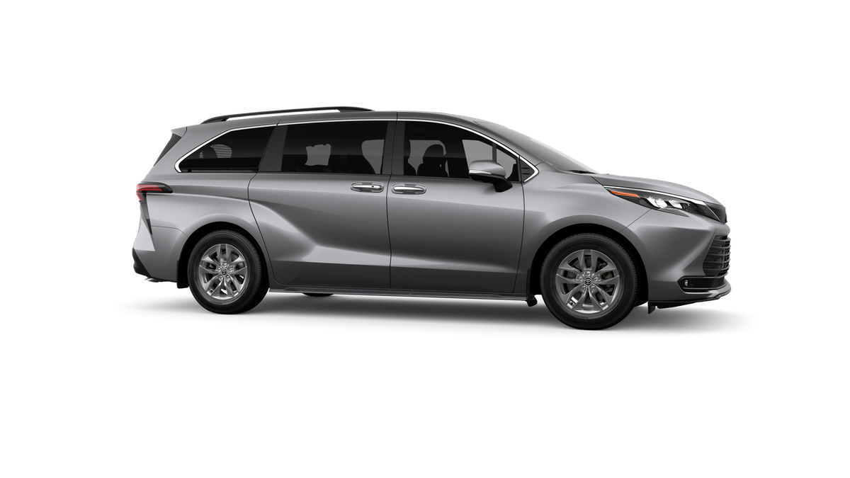New 2026 Heavy Metal Toyota XLE image 35