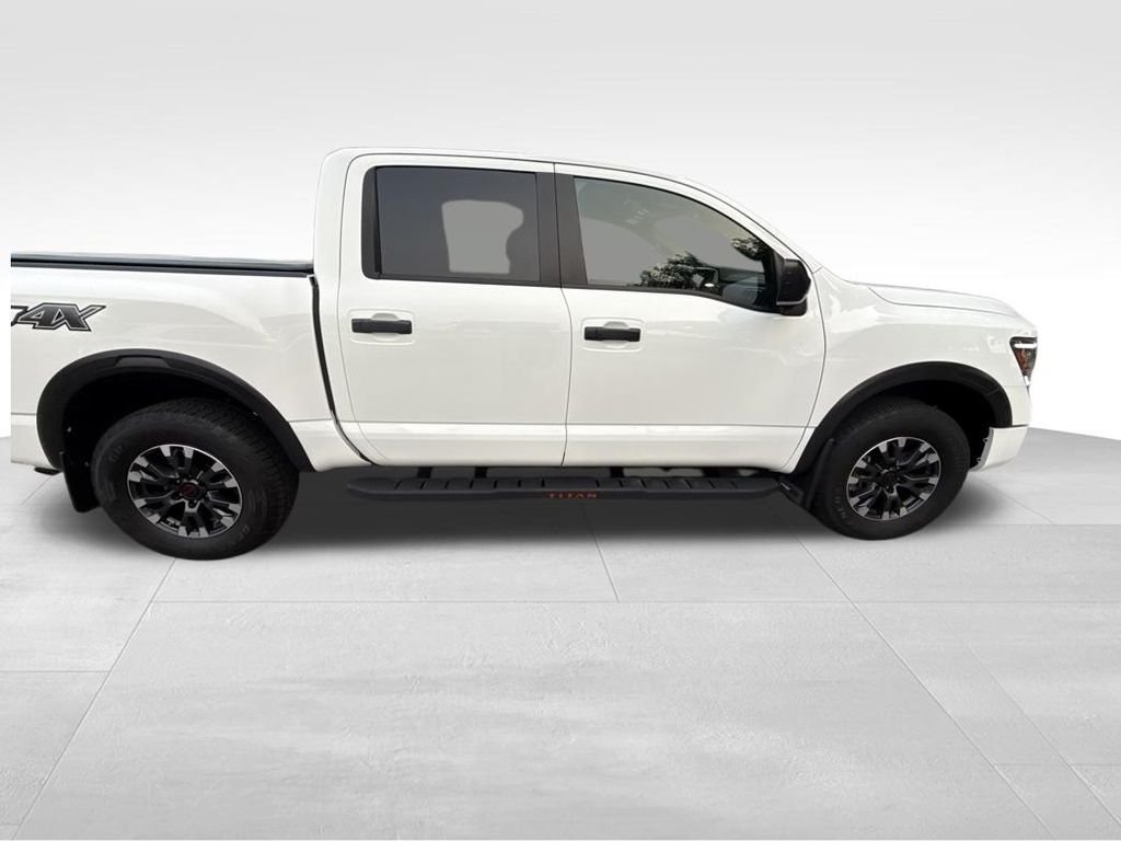 Used 2024 White Nissan PRO-4X image 11