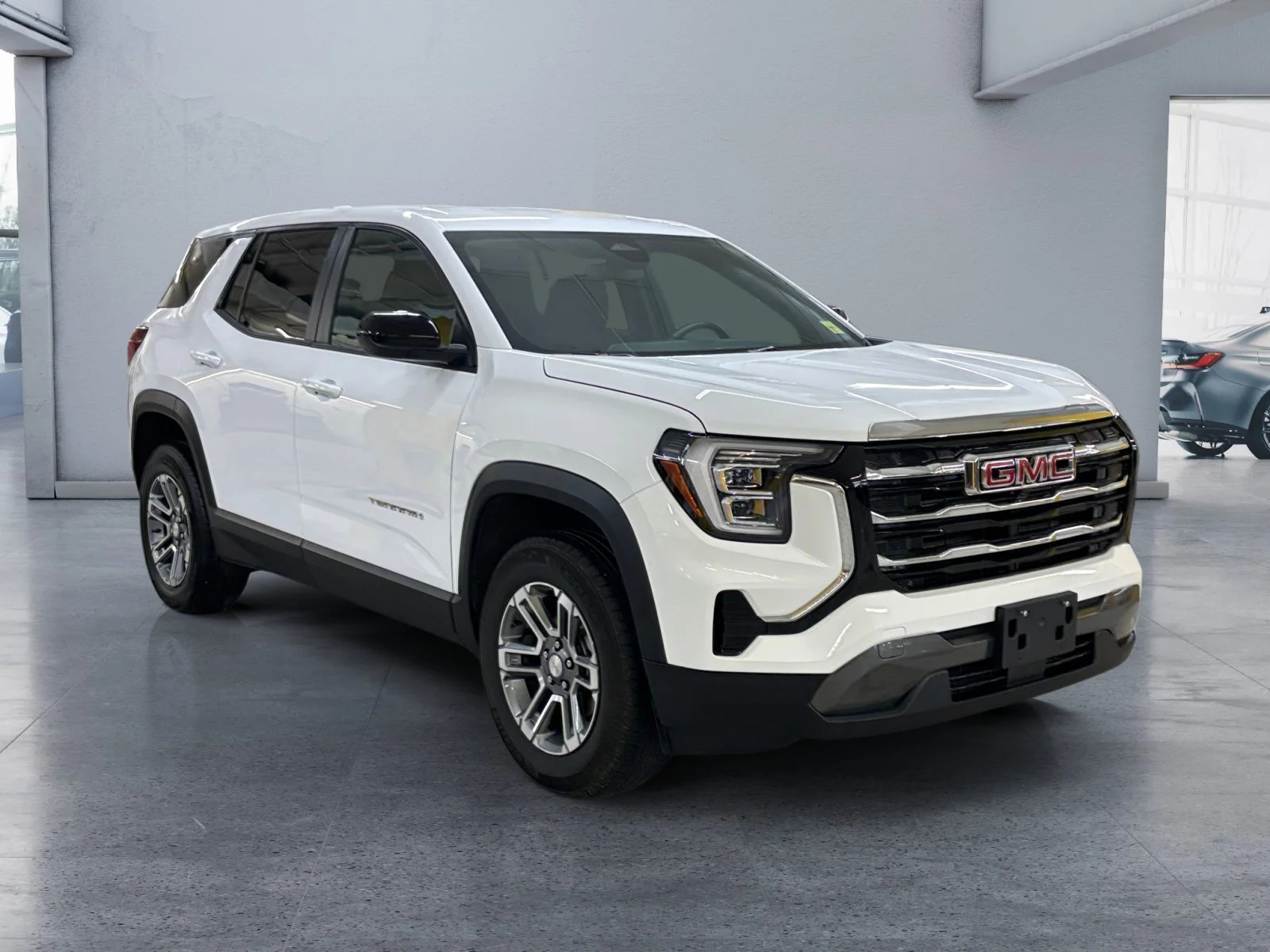 Used 2026 Summit White GMC AWD Elevation image 7