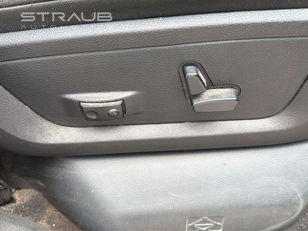 Used 2014 Black Clearcoat Ram Sport image 7