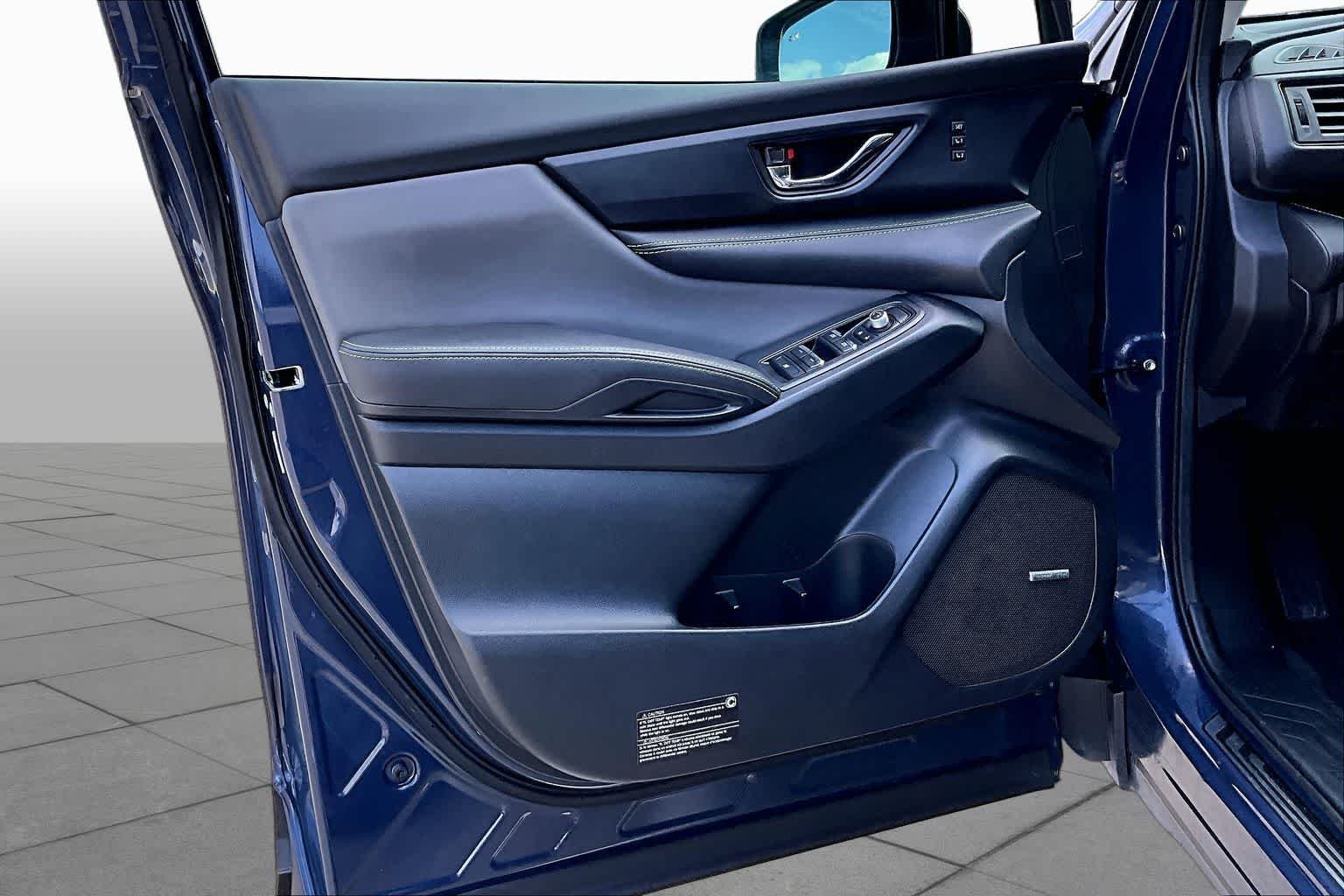 Used 2023 Cosmic Blue Pearl Subaru Onyx Edition Limited image 22