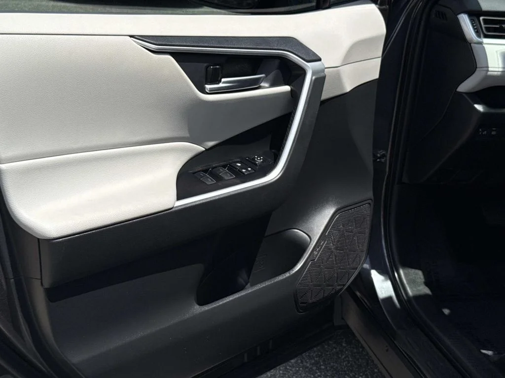 Used 2025 Gray Toyota XLE image 17