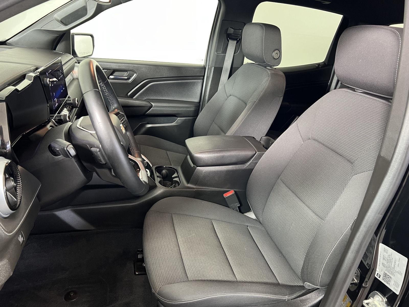 Used 2023 Black Chevrolet 4WD LT image 5