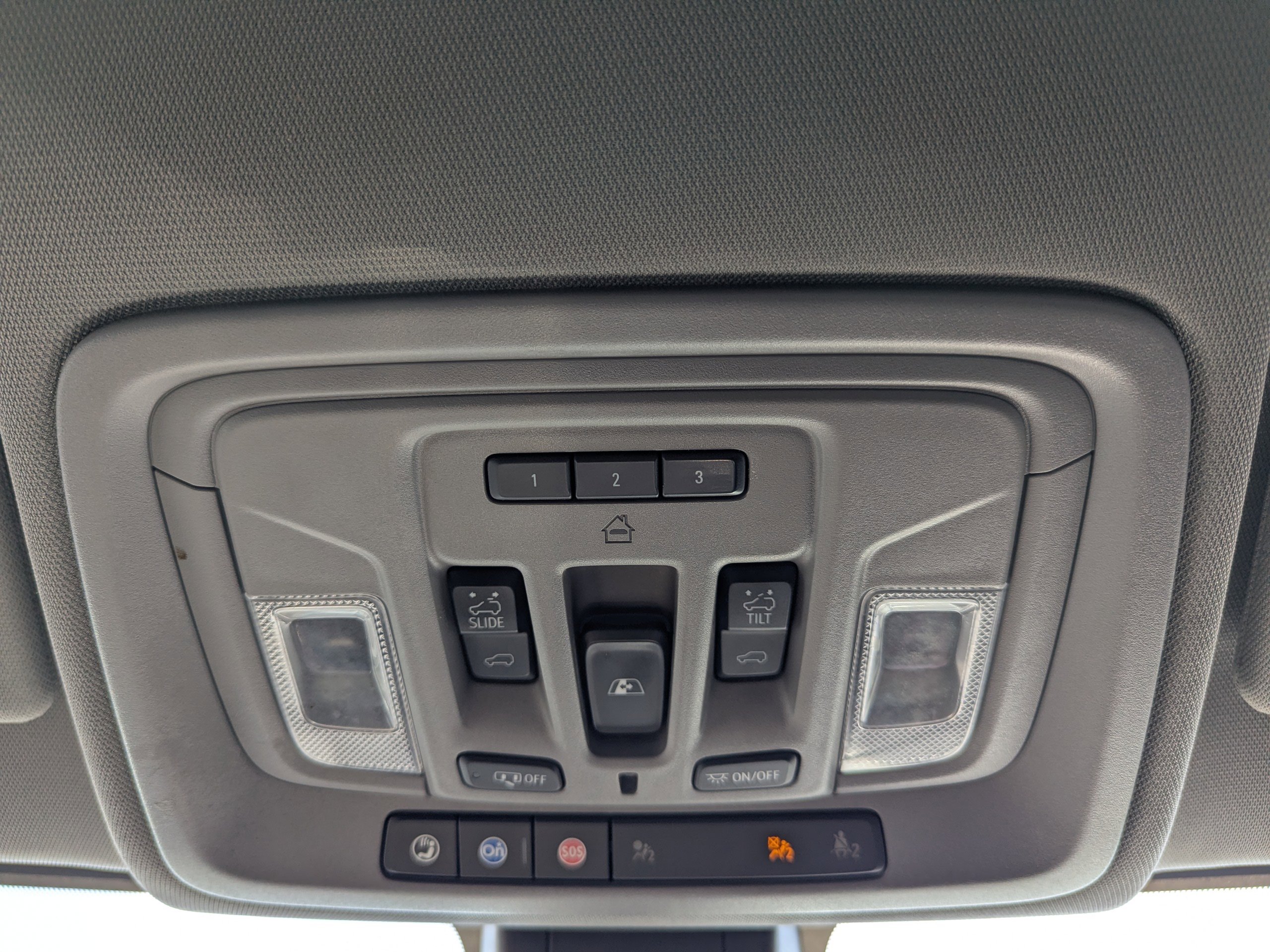 Used 2021 Black GMC Denali image 31